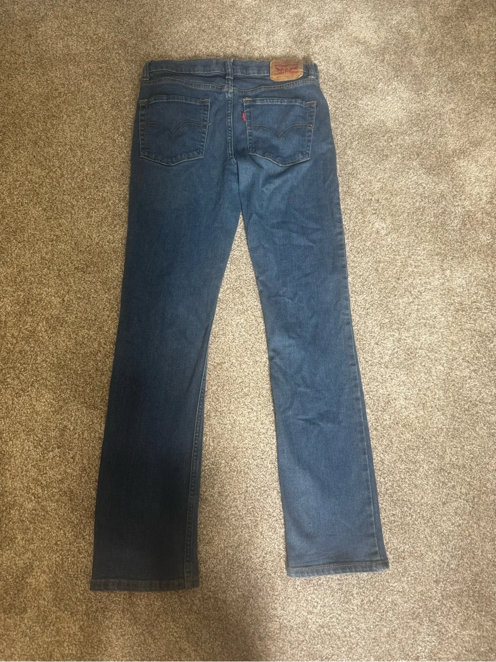 Levi's Slim Straight Jeans in Medium Blue Wash